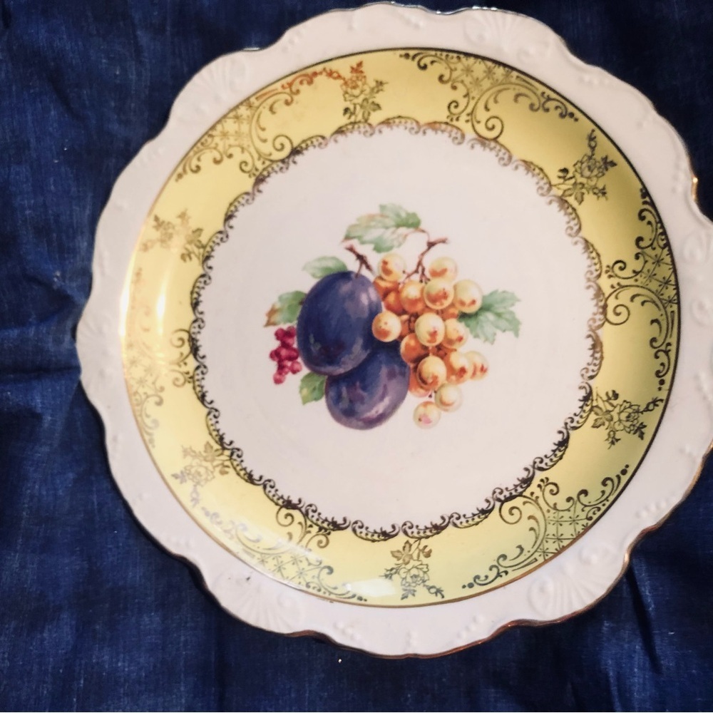Vintage Old Foley, James Kent Ltd of Staffordahire , England cake plate